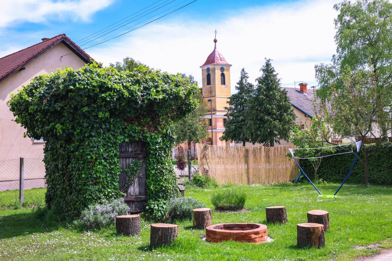 Garden Holiday Home Drenje  Zewnętrze zdjęcie
